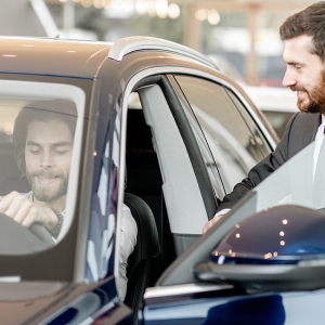 Venta de vehículos seminuevos en Perú cae un 18.4% en 2023, reflejando cambio en el mercado automotor