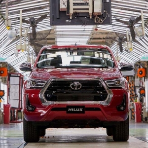 Toyota Celebra la Producción de 300 Millones de Vehículos