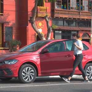 Consejos de la Piloto Annia Cilloniz: Cómo Tomar la Mejor Decisión al Comprar tu Automóvil