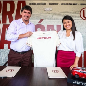 Jetour renueva patrocinio con Universitario para su centenario