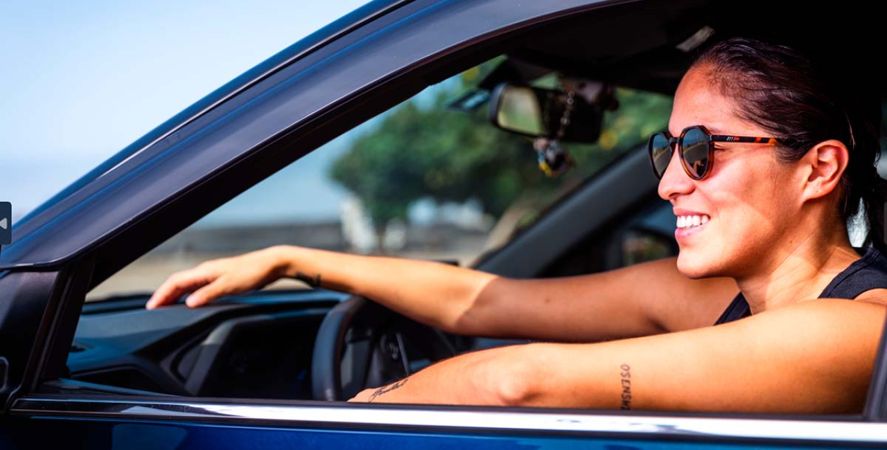 Ventas de autos electrificados se disparan un 50%