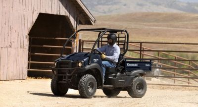 Kawasaki MULE SX 2025: la nueva cara del trabajo duro en super black