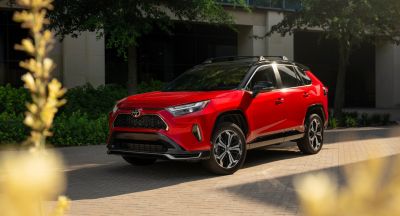 Toyota RAV4 Plug-in Hybrid 2025: Nuevo nombre, mismo rendimiento