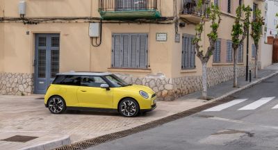 MINI presenta dos nuevos modelos en el Mondial de l'Automobile 2024
