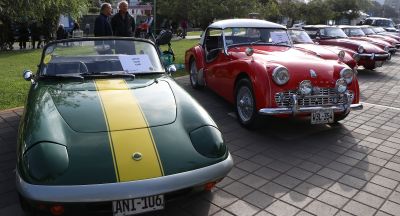 Británico y Club del Automóvil Antiguo del Perú presentan Exhibición de autos clásicos británicos