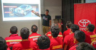 Bomberos de Arequipa reciben capacitación de Toyota