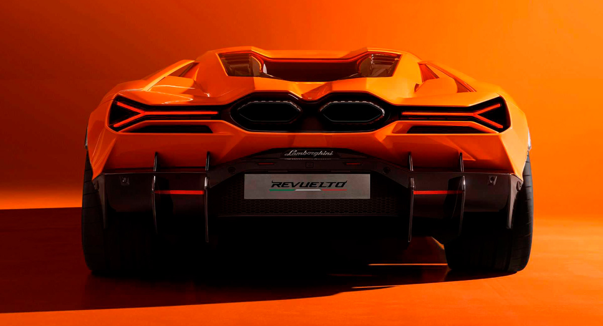 Lamborghini Revuelto