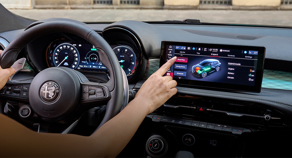 Alfa RomeoTonale Hybrid Q4