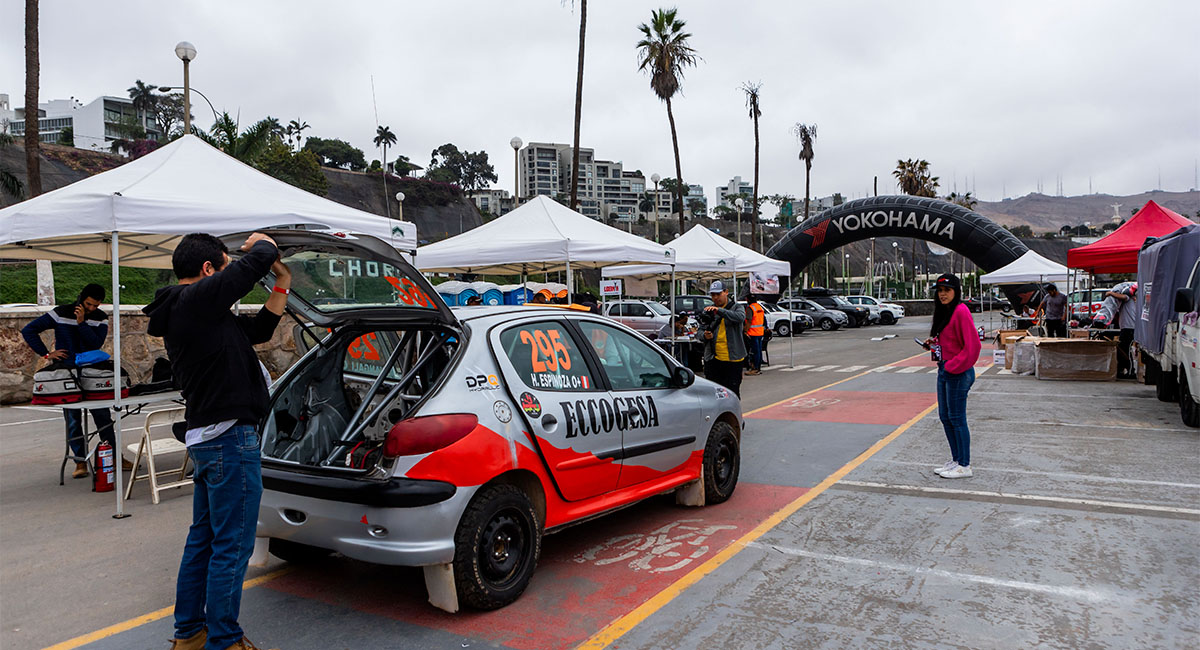 Pilotos pasan las verificaciones para el Gran Premio Caminos del Inca 2023