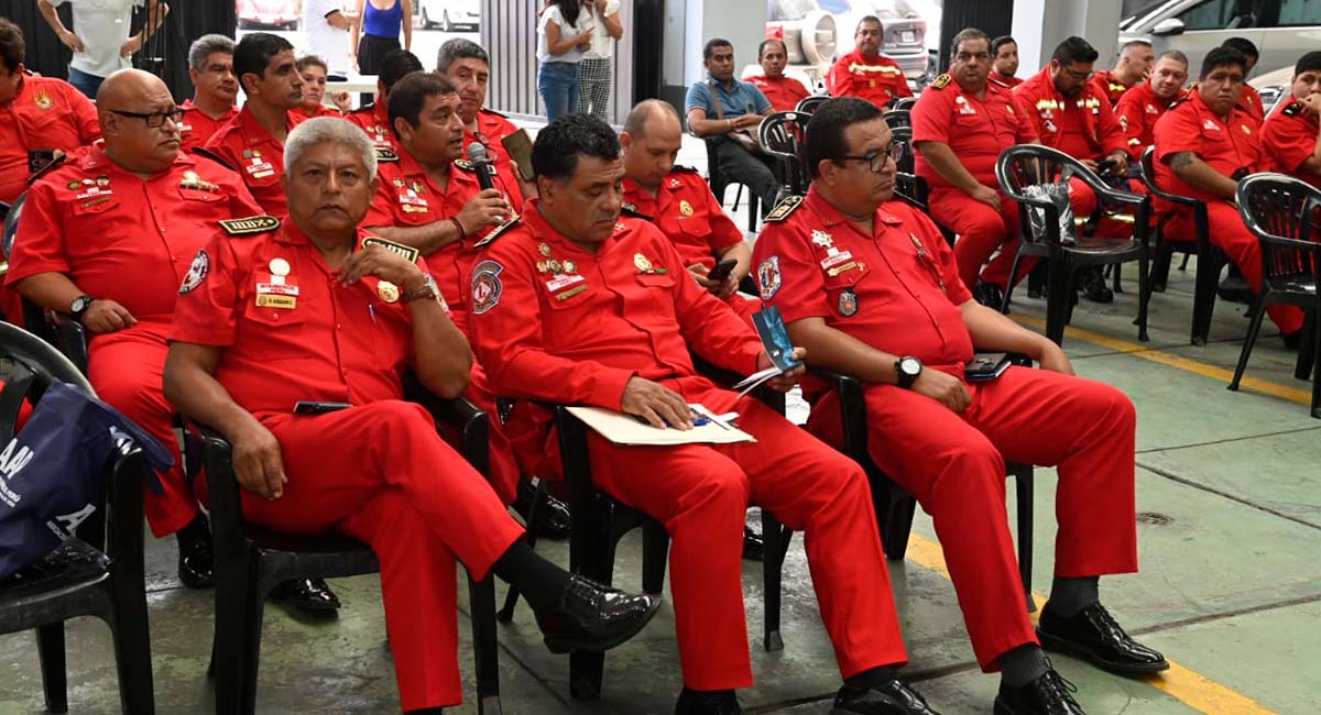 La AAP inicia programa de capacitación para Bomberos Voluntarios del Perú
