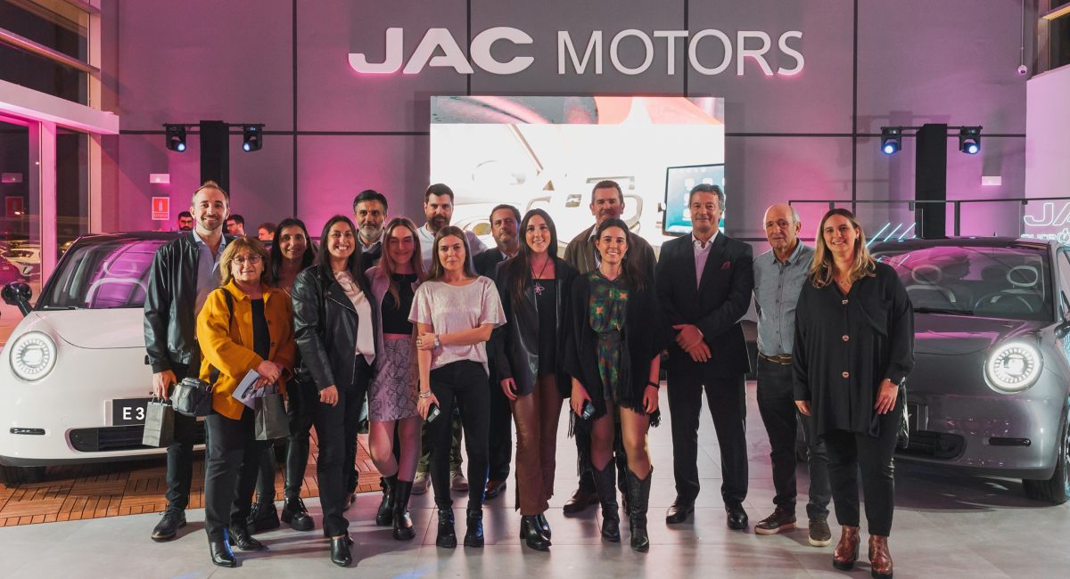 JAC lanza el E30X