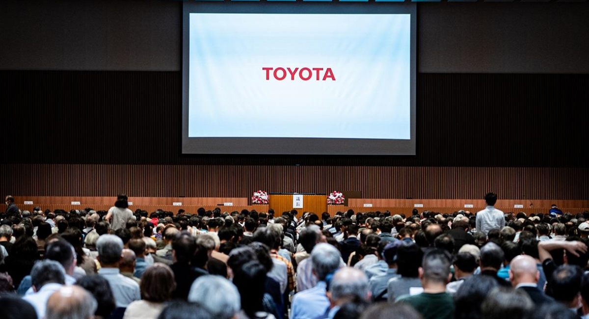 Toyota junta general