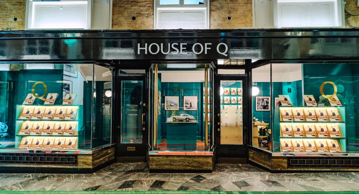 Aston Martin celebra 60 años de Goldfinger