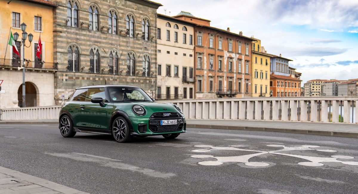 MINI Cooper S John Cooper Works