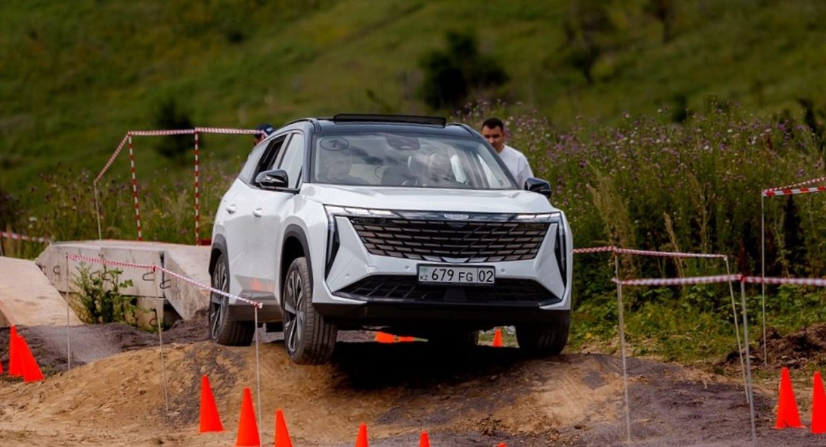 Geely presenta el nuevo Atlas 4WD en Kazajistán