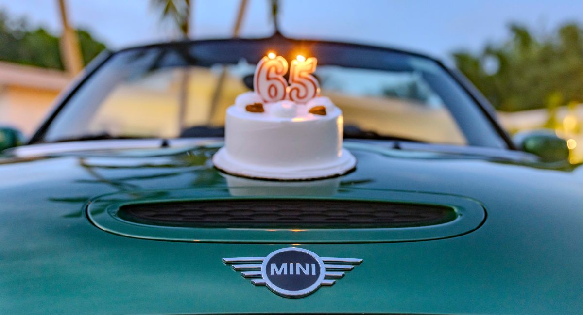 MINI celebra 65 años de innovación y herencia en el automovilismo