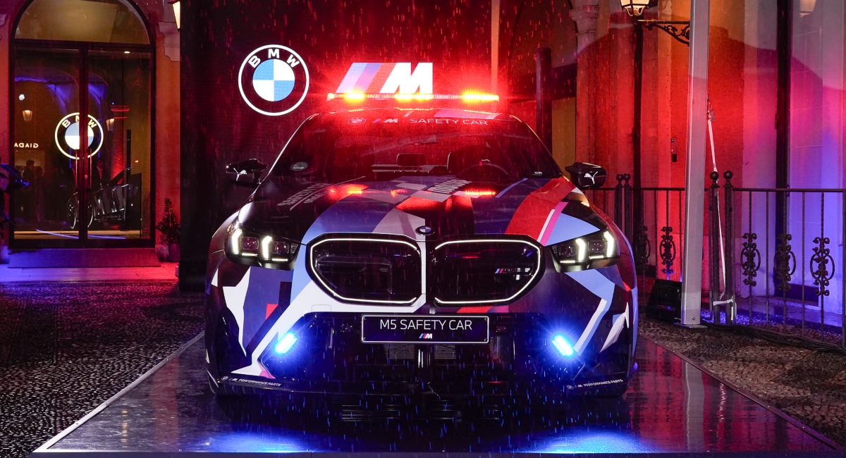 BMW M5 MotoGP Safety Car: innovación y potencia híbrida en la pista