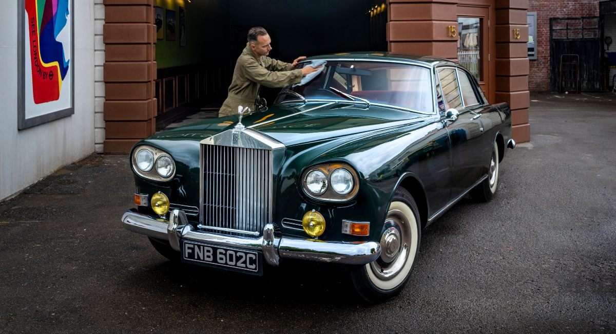 Rolls-Royce presenta un Silver Cloud III en el Goodwood Revival 2024