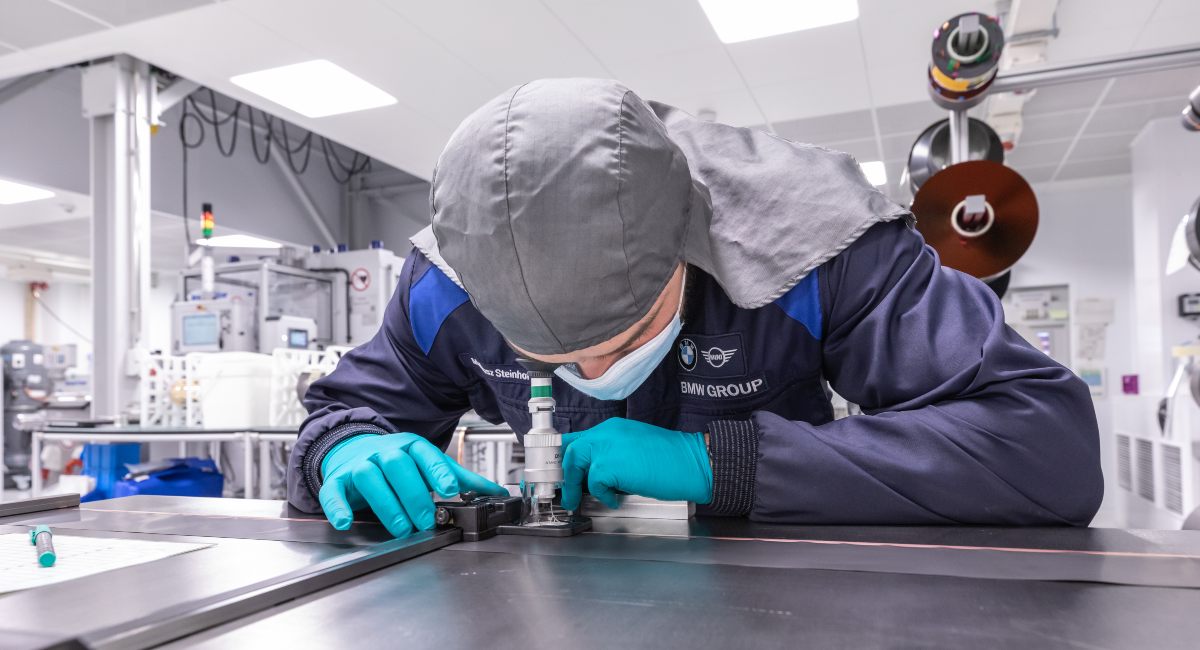 BMW y la Universidad de Zagreb realizan la producción de celdas de batería con inteligencia artificial