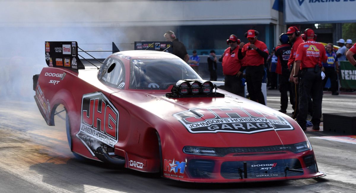 Matt Hagan avanza a la final en los NHRA Carolina Nationals en Charlotte