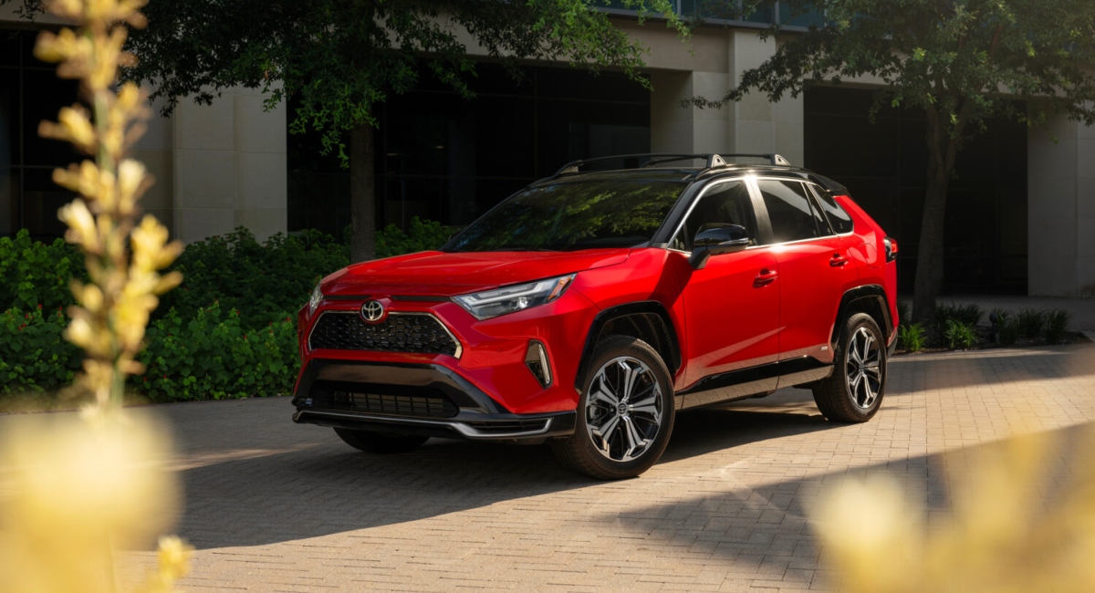 Toyota RAV4 Plug-in Hybrid 2025: Nuevo nombre, mismo rendimiento