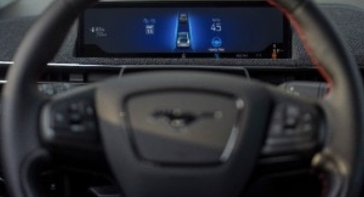 BlueCruise pasa de versión 1.0 a la 1.5 para los autos de Ford