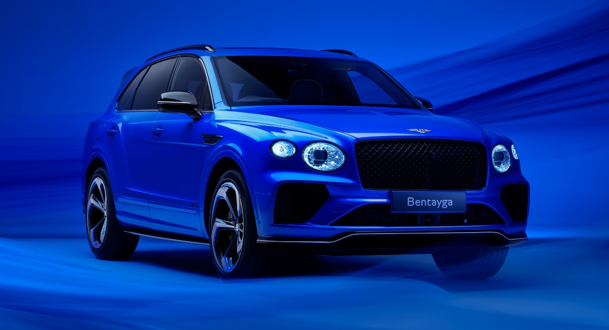 Bentley y Supriya Lele presentan el exclusivo color “Nīla Blue” 