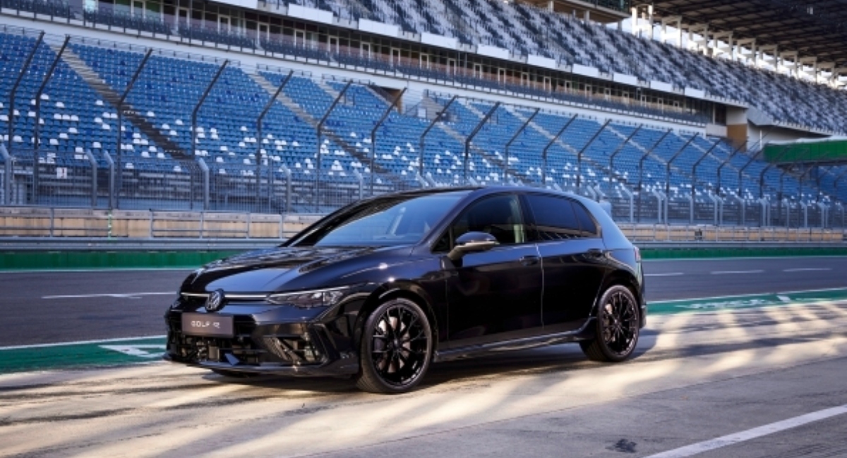 Nuevas versions del Volkswagen Golf GTI y Golf R 2025