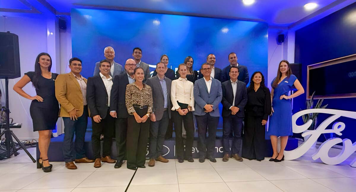 concesionario Revoshop en San Borja