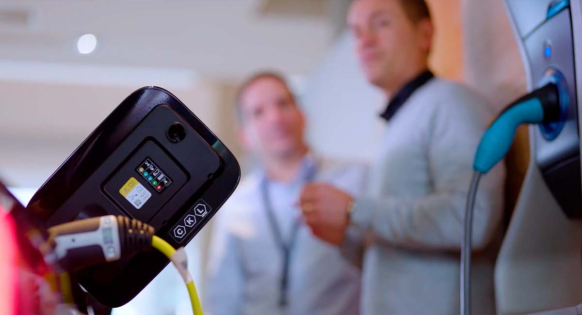 Tres de cada diez peruanos ya piensan en un auto de nuevas energías